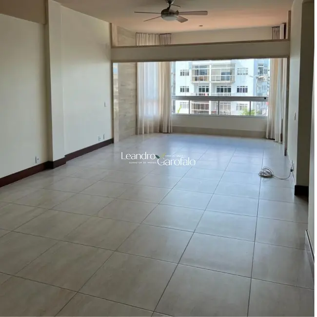 Foto 2 de Apartamento com 4 quartos à venda, 140m2 em Cabo Frio - RJ