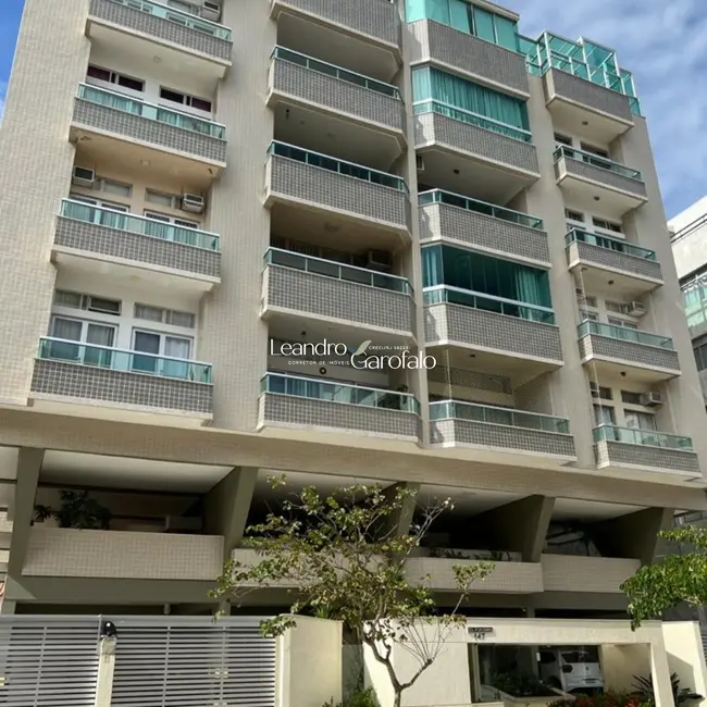 Foto 1 de Apartamento com 4 quartos à venda, 140m2 em Cabo Frio - RJ