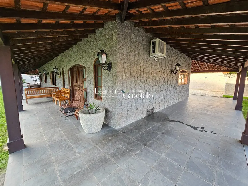 Casa com 5 quartos à venda, 400m2 em Itatiaia - RJ - imagem 2 Foto 2 de Casa com 5 quartos à venda, 400m2 em Itatiaia - RJ