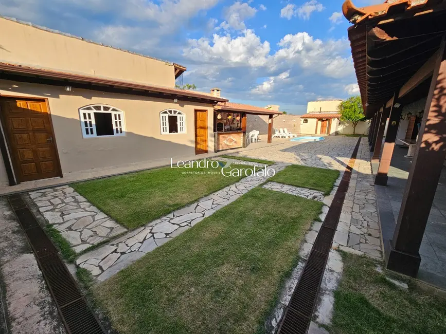 Casa com 5 quartos à venda, 400m2 em Itatiaia - RJ - imagem 4 Foto 4 de Casa com 5 quartos à venda, 400m2 em Itatiaia - RJ