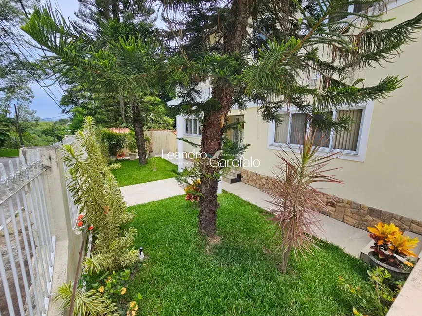 Casa com 6 quartos à venda, 385m2 em Casa da Lua, Resende - RJ - imagem 3 Foto 3 de Casa com 6 quartos à venda, 385m2 em Casa da Lua, Resende - RJ