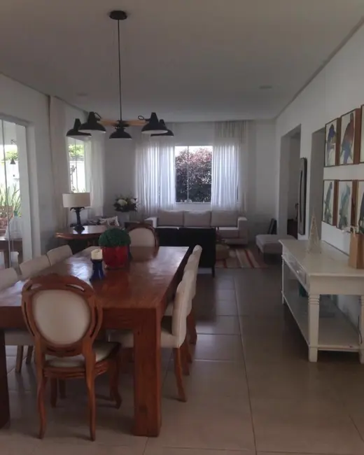 Foto 3 de Casa com 3 quartos à venda, 408m2 em Morada da Colina, Resende - RJ