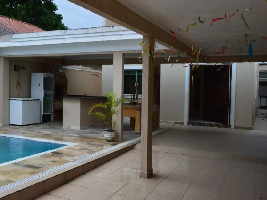 Foto 2 de Casa com 4 quartos à venda, 330m2 em Jardim Cunhambebe (Vicente de Carvalho), Guaruja - SP