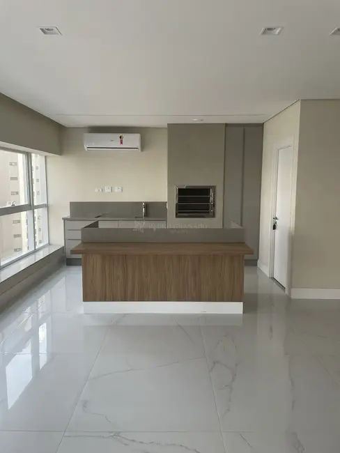 Foto 1 de Apartamento com 3 quartos para alugar, 179m2 em Maringa - PR