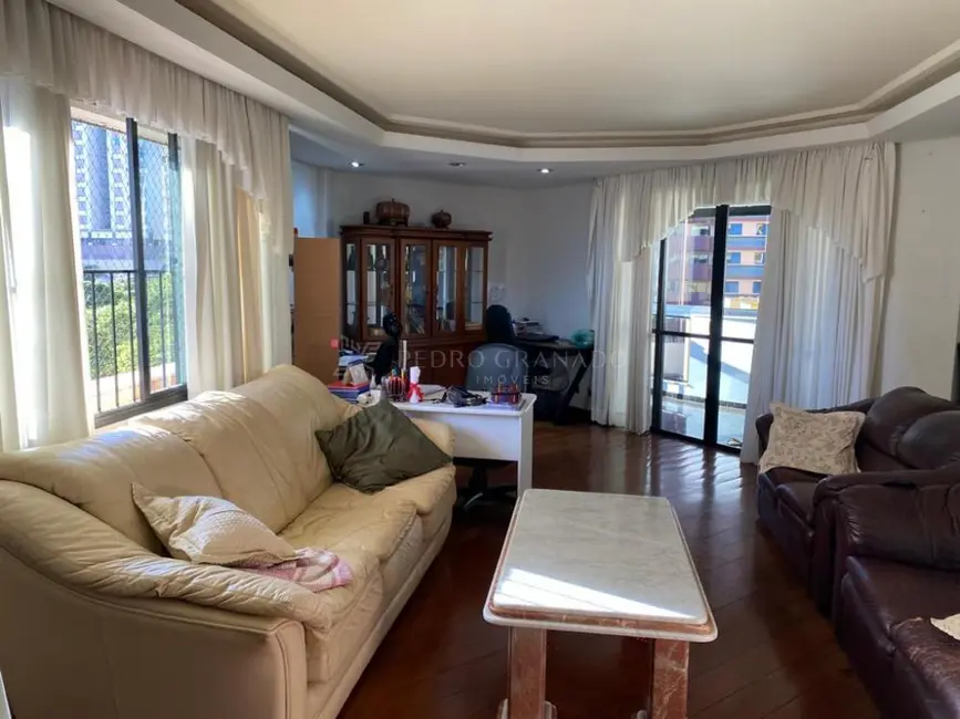 Foto 1 de Apartamento com 4 quartos à venda, 224m2 em Maringa - PR