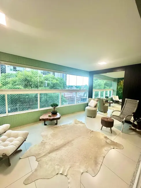 Foto 2 de Apartamento com 4 quartos à venda, 221m2 em Maringa - PR