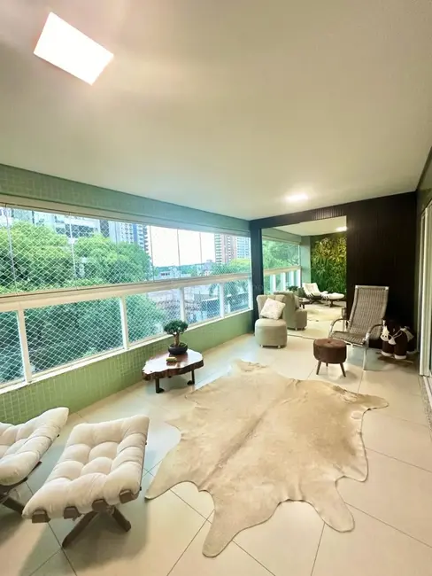 Foto 1 de Apartamento com 4 quartos à venda, 221m2 em Maringa - PR