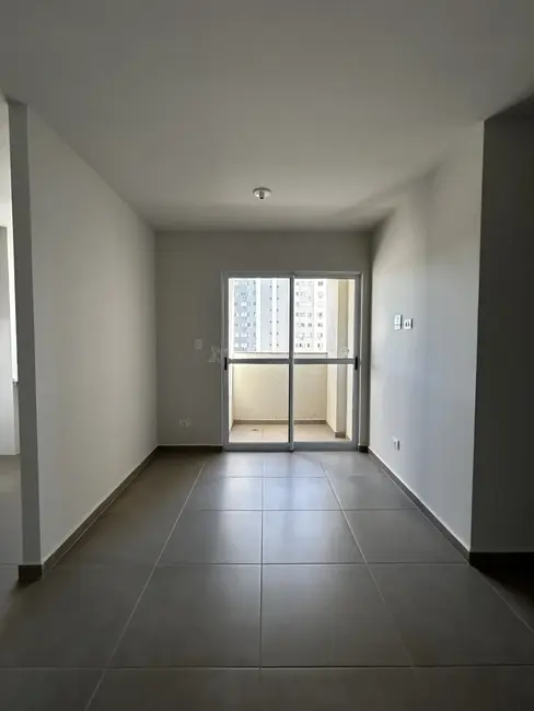 Foto 1 de Apartamento com 2 quartos para alugar em Maringa - PR