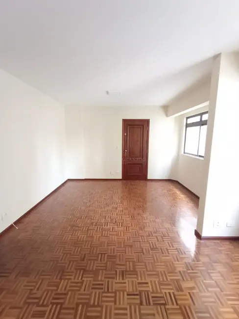 Foto 2 de Apartamento com 3 quartos para alugar, 87m2 em Maringa - PR