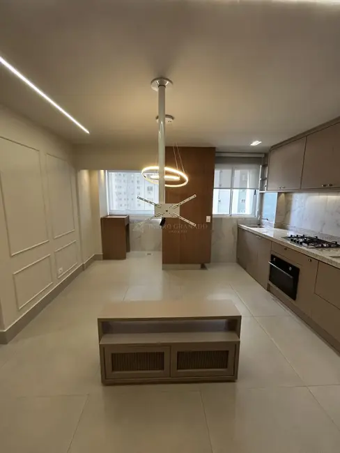 Foto 1 de Apartamento com 2 quartos para alugar, 51m2 em Maringa - PR