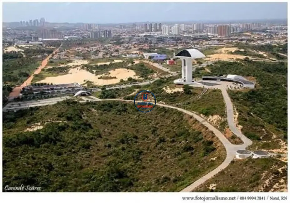 Terreno / Lote à venda, 300m2 em Candelária, Natal - RN - imagem 8 Foto 8 de Terreno / Lote à venda, 300m2 em Candelária, Natal - RN