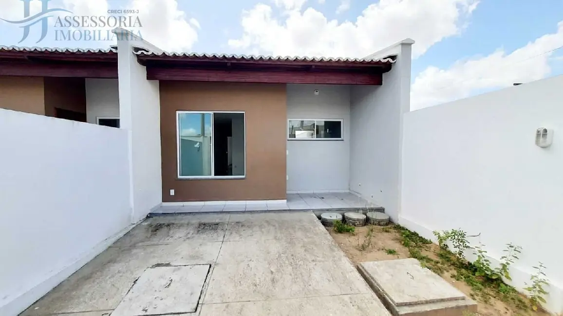 Foto 1 de Casa com 2 quartos à venda, 58m2 em Nova Esperança, Parnamirim - RN