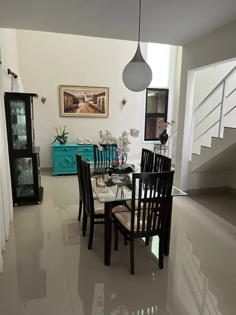 Casa com 4 quartos à venda, 210m2 em Nova Parnamirim, Parnamirim - RN - imagem 8 Foto 8 de Casa com 4 quartos à venda, 210m2 em Nova Parnamirim, Parnamirim - RN