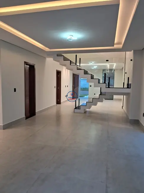 Foto 2 de Casa de Condomínio com 4 quartos à venda, 352m2 em Cajupiranga, Parnamirim - RN