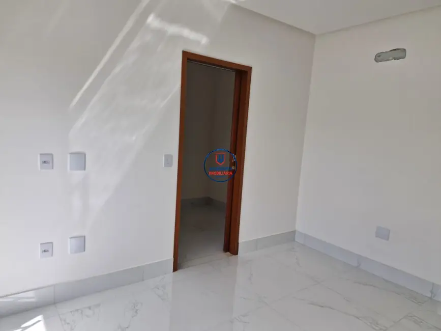 Foto 8 de Casa de Condomínio com 3 quartos à venda, 240m2 em Cajupiranga, Parnamirim - RN