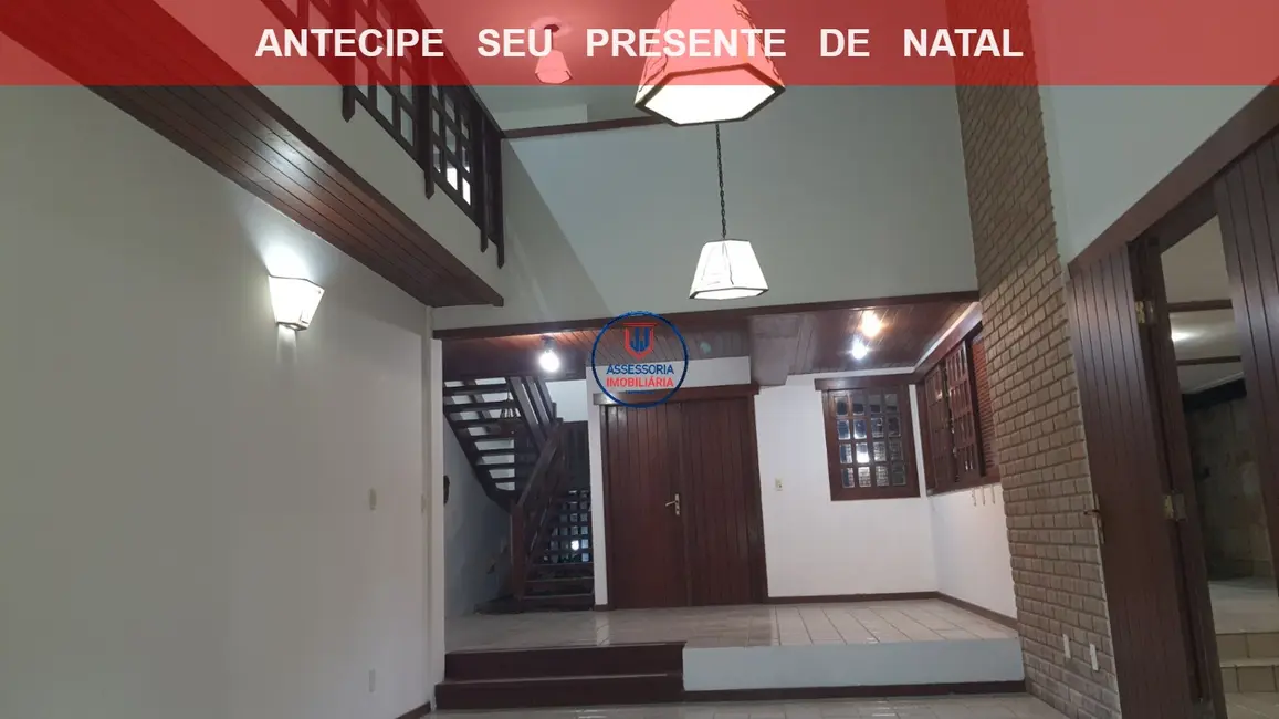 Foto 1 de Casa com 5 quartos à venda, 340m2 em Capim Macio, Natal - RN