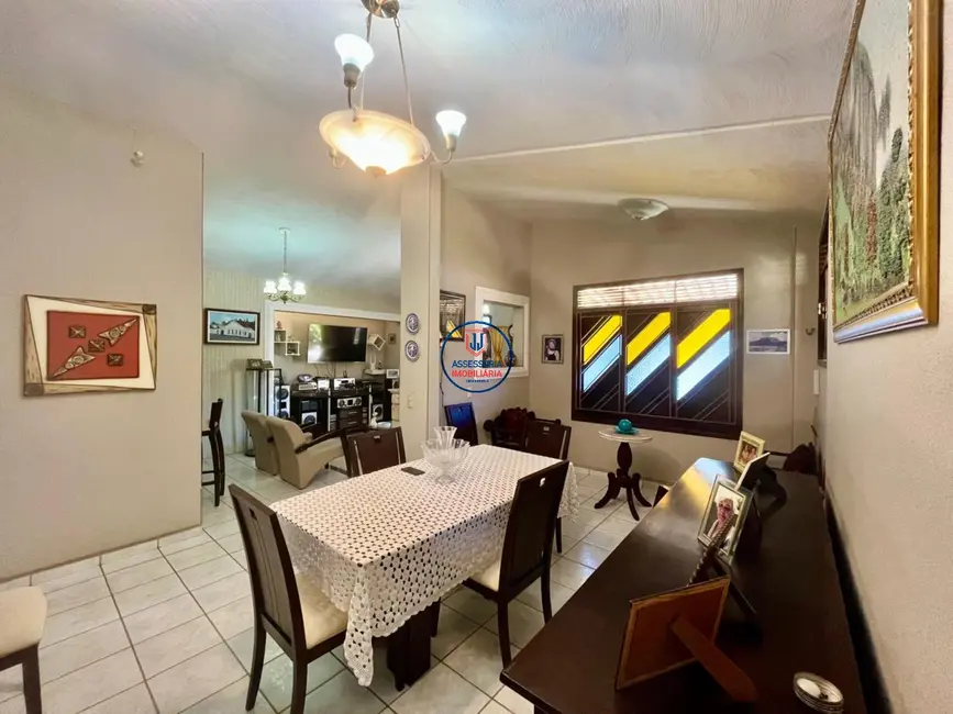 Casa com 3 quartos à venda, 248m2 em Ponta Negra, Natal - RN - imagem 3 Foto 3 de Casa com 3 quartos à venda, 248m2 em Ponta Negra, Natal - RN
