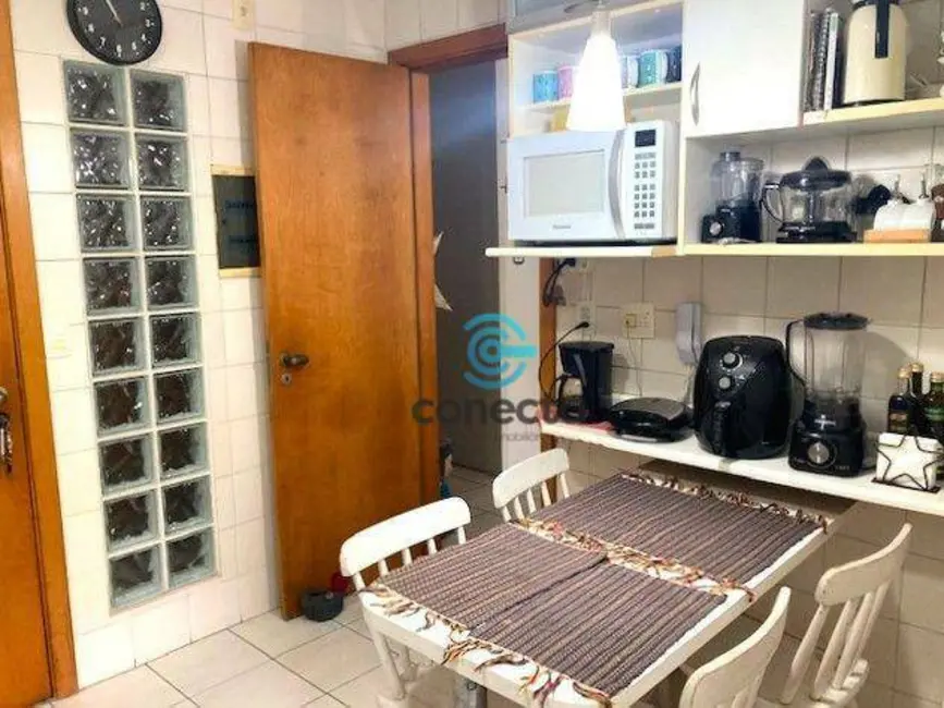 Cobertura com 5 quartos à venda, 220m2 em Pe Pequeno, Niteroi - RJ - imagem 6 Foto 6 de Cobertura com 5 quartos à venda, 220m2 em Pe Pequeno, Niteroi - RJ