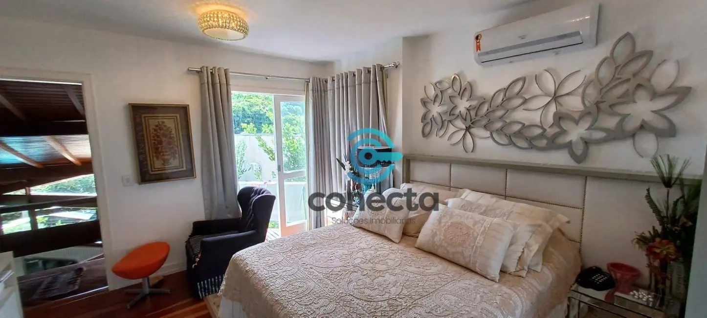 Foto 8 de Casa de Condomínio com 3 quartos à venda, 600m2 em Itaipu, Niteroi - RJ