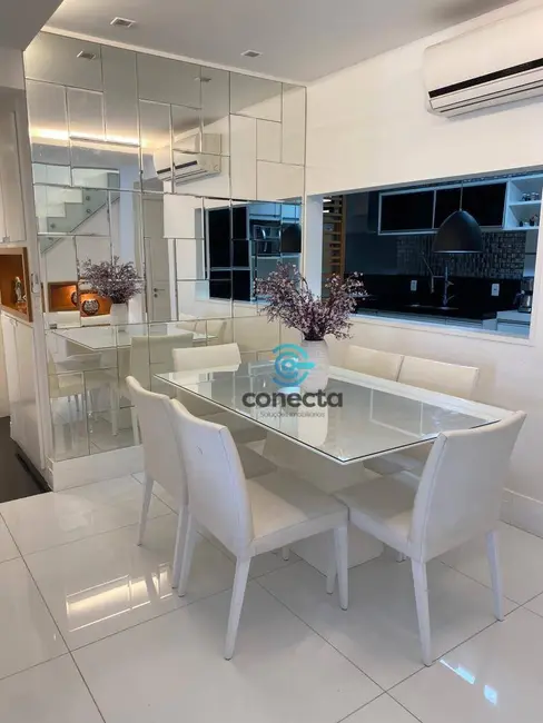 Cobertura com 4 quartos à venda, 260m2 em Icaraí, Niteroi - RJ - imagem 4 Foto 4 de Cobertura com 4 quartos à venda, 260m2 em Icaraí, Niteroi - RJ