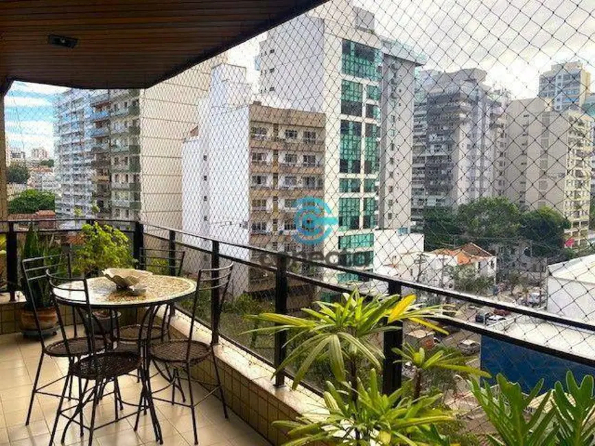 Apartamento com 4 quartos à venda, 193m2 em Icaraí, Niteroi - RJ - imagem 4 Foto 4 de Apartamento com 4 quartos à venda, 193m2 em Icaraí, Niteroi - RJ