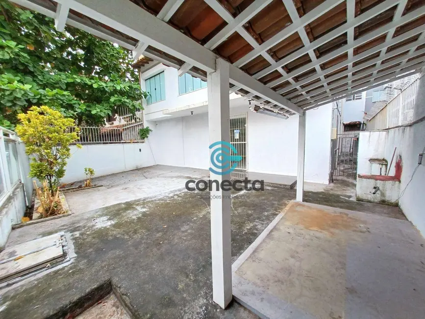 Foto 2 de Casa com 8 quartos à venda e para alugar, 300m2 em Icaraí, Niteroi - RJ