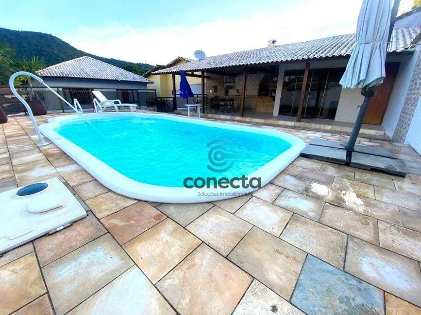 Foto 2 de Casa com 4 quartos à venda, 445m2 em Condado de Maricá, Marica - RJ