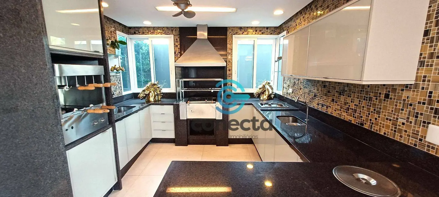 Foto 5 de Casa com 4 quartos à venda e para alugar, 600m2 em Camboinhas, Niteroi - RJ