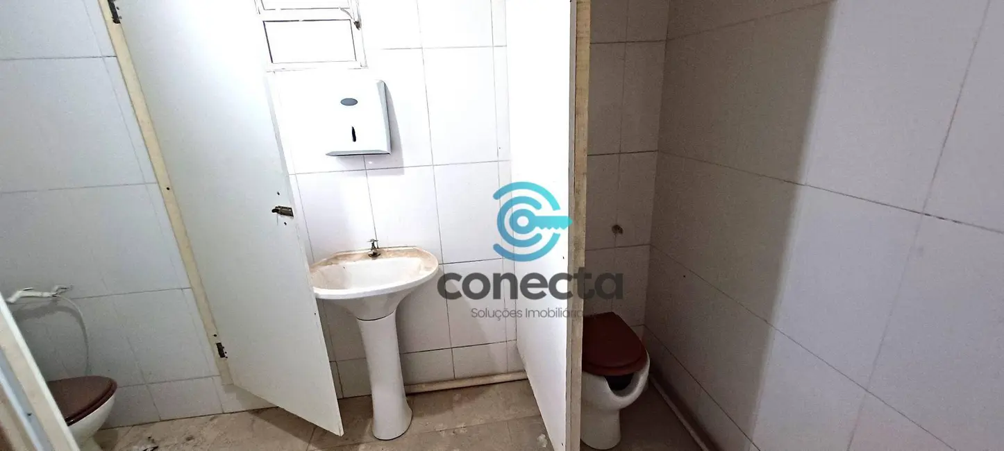 Armazém / Galpão para alugar, 450m2 em Engenho do Mato, Niteroi - RJ - imagem 9 Foto 9 de Armazém / Galpão para alugar, 450m2 em Engenho do Mato, Niteroi - RJ