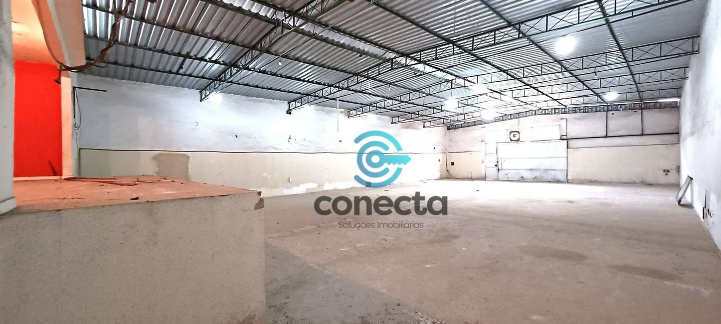 Armazém / Galpão para alugar, 450m2 em Engenho do Mato, Niteroi - RJ - imagem 4 Foto 4 de Armazém / Galpão para alugar, 450m2 em Engenho do Mato, Niteroi - RJ