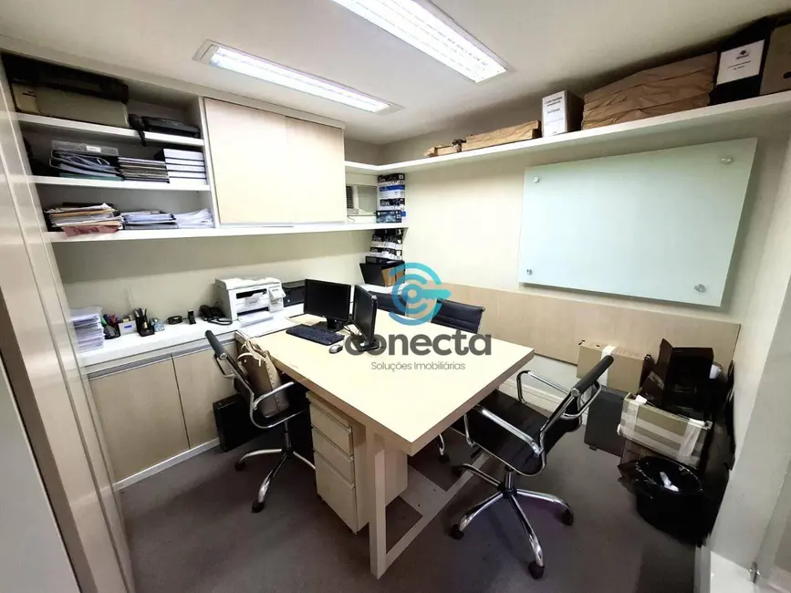 Sala Comercial à venda, 98m2 em São Domingos, Niteroi - RJ - imagem 4 Foto 4 de Sala Comercial à venda, 98m2 em São Domingos, Niteroi - RJ
