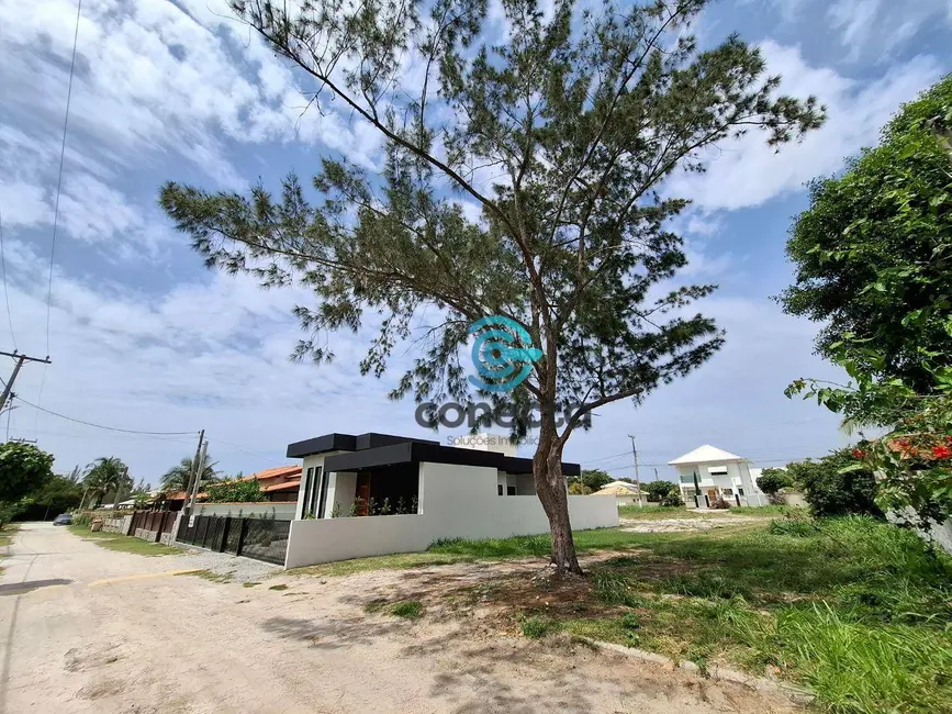 Foto 4 de Terreno / Lote à venda, 315m2 em Araruama - RJ