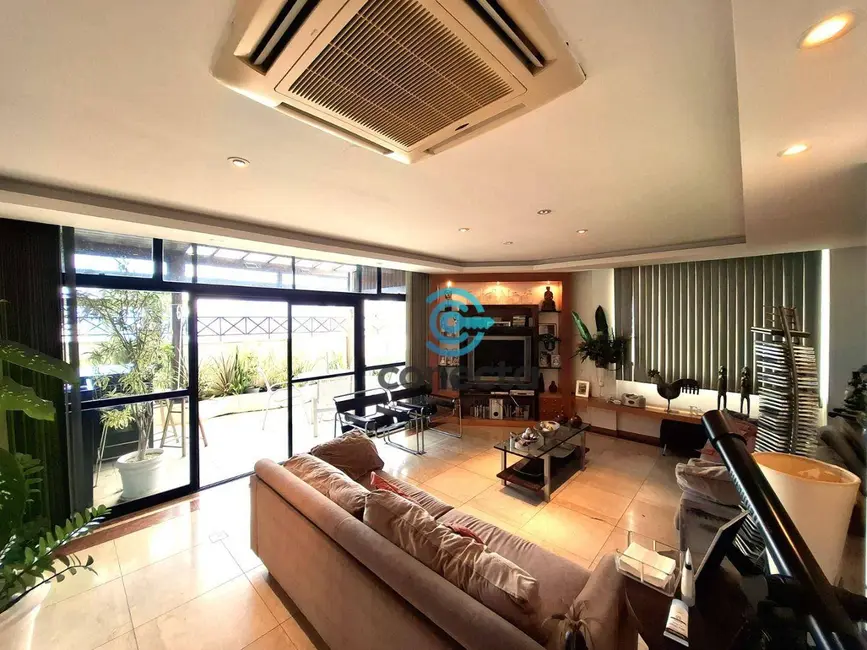 Cobertura com 4 quartos à venda, 295m2 em Icaraí, Niteroi - RJ - imagem 4 Foto 4 de Cobertura com 4 quartos à venda, 295m2 em Icaraí, Niteroi - RJ
