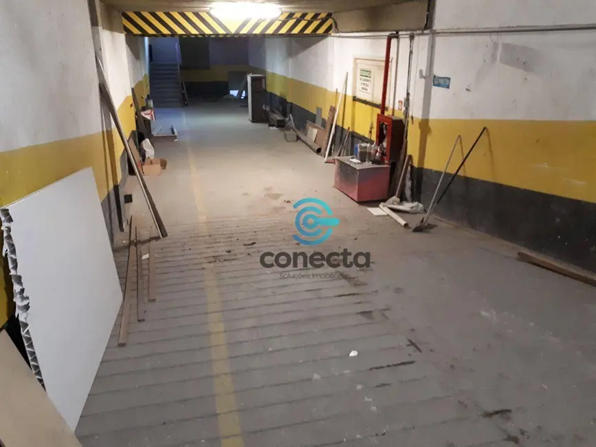 Armazém / Galpão à venda e para alugar, 2300m2 em Covanca, Sao Goncalo - RJ - imagem 5 Foto 5 de Armazém / Galpão à venda e para alugar, 2300m2 em Covanca, Sao Goncalo - RJ