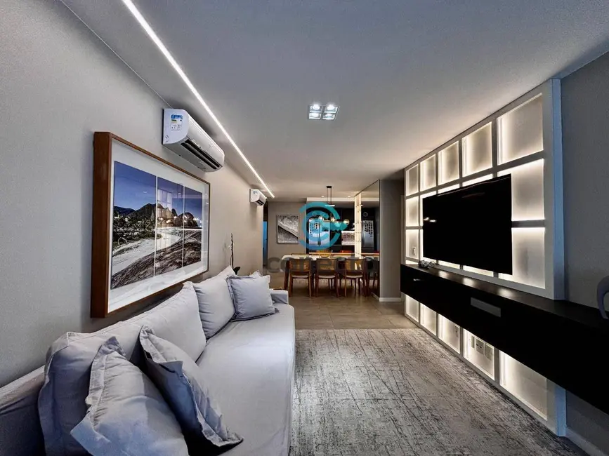 Apartamento com 3 quartos à venda, 120m2 em Icaraí, Niteroi - RJ - imagem 7 Foto 7 de Apartamento com 3 quartos à venda, 120m2 em Icaraí, Niteroi - RJ