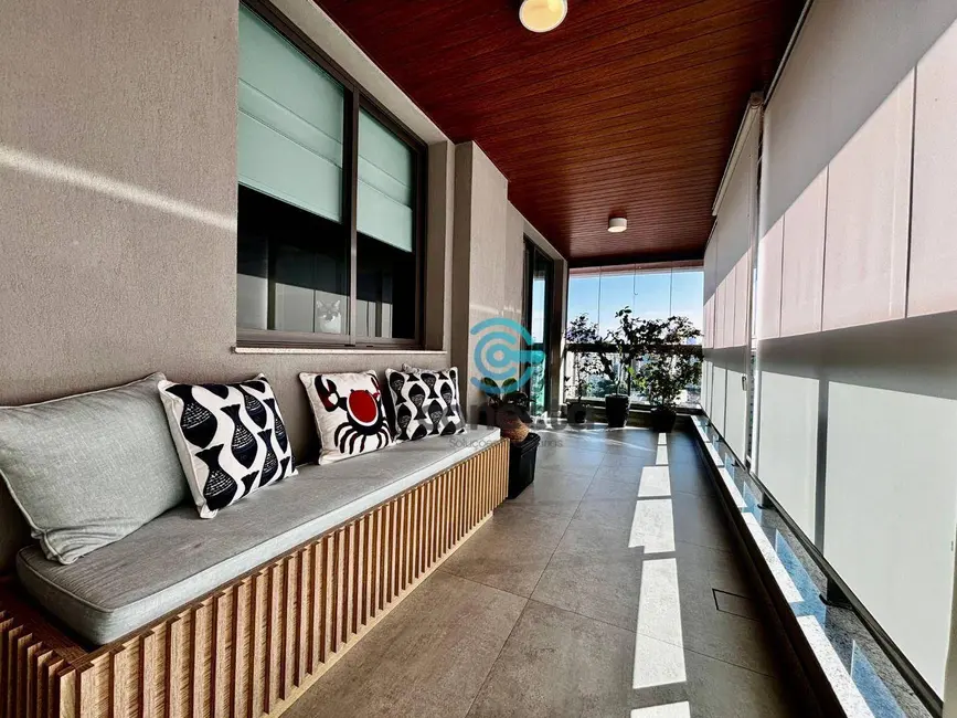 Foto 2 de Apartamento com 3 quartos à venda, 120m2 em Icaraí, Niteroi - RJ