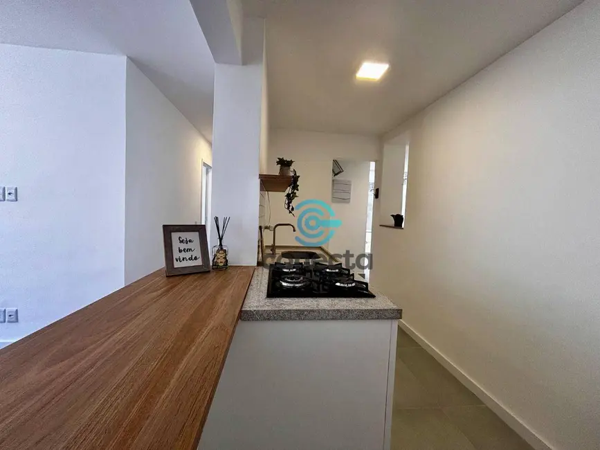 Apartamento com 3 quartos à venda, 70m2 em Icaraí, Niteroi - RJ - imagem 4 Foto 4 de Apartamento com 3 quartos à venda, 70m2 em Icaraí, Niteroi - RJ