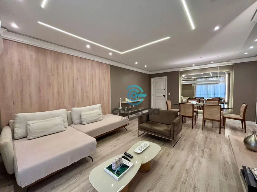 Foto 2 de Apartamento com 3 quartos à venda, 130m2 em Icaraí, Niteroi - RJ