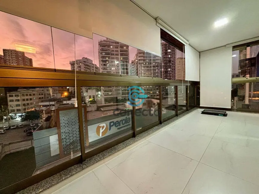 Foto 2 de Apartamento com 4 quartos à venda, 140m2 em Icaraí, Niteroi - RJ