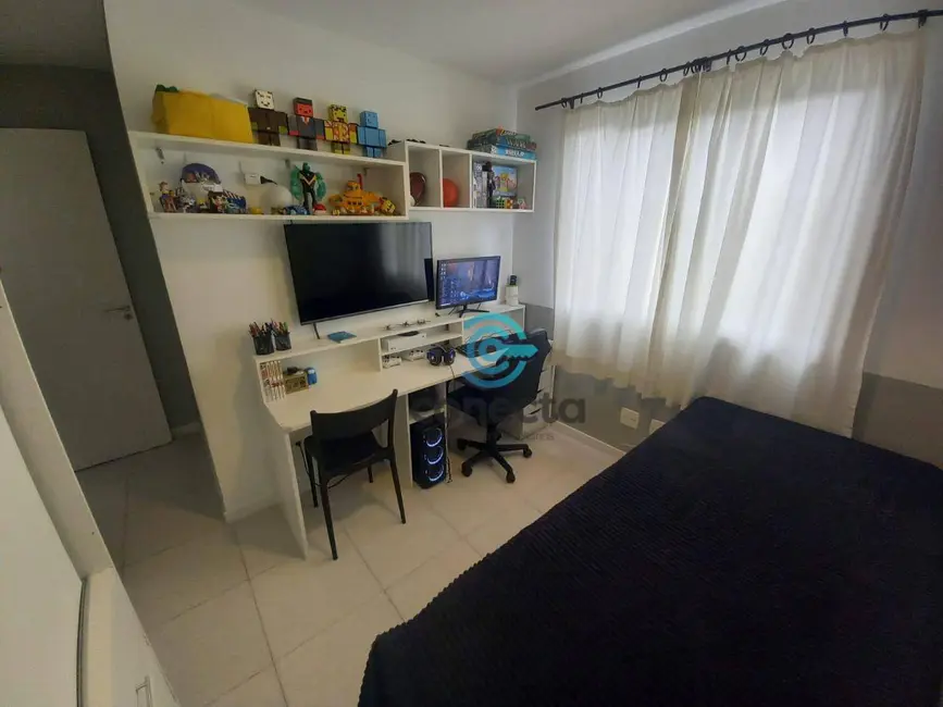Foto 9 de Apartamento com 3 quartos à venda, 70m2 em Maria Paula, Sao Goncalo - RJ