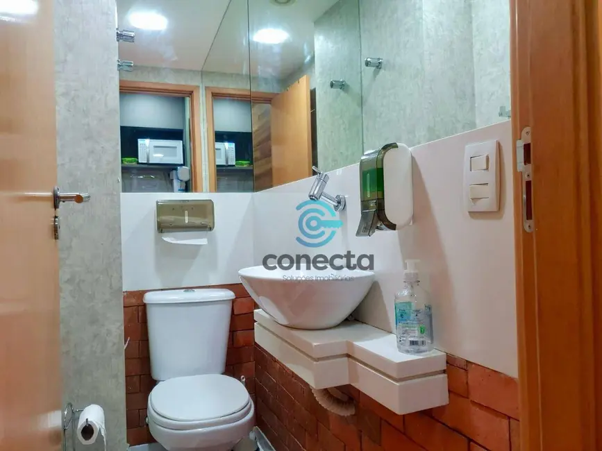 Sala Comercial à venda, 27m2 em Icaraí, Niteroi - RJ - imagem 8 Foto 8 de Sala Comercial à venda, 27m2 em Icaraí, Niteroi - RJ