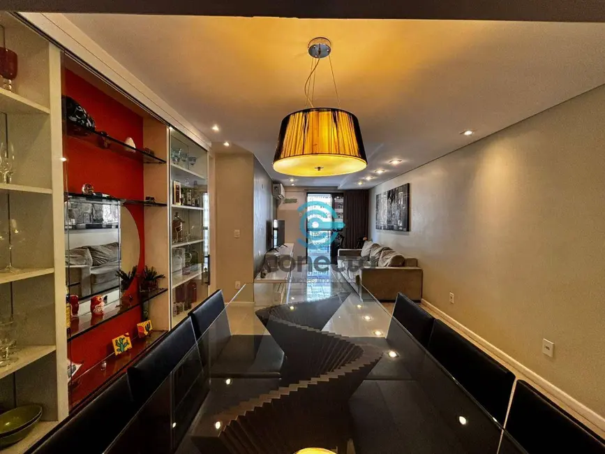 Foto 3 de Apartamento com 2 quartos à venda, 125m2 em Icaraí, Niteroi - RJ