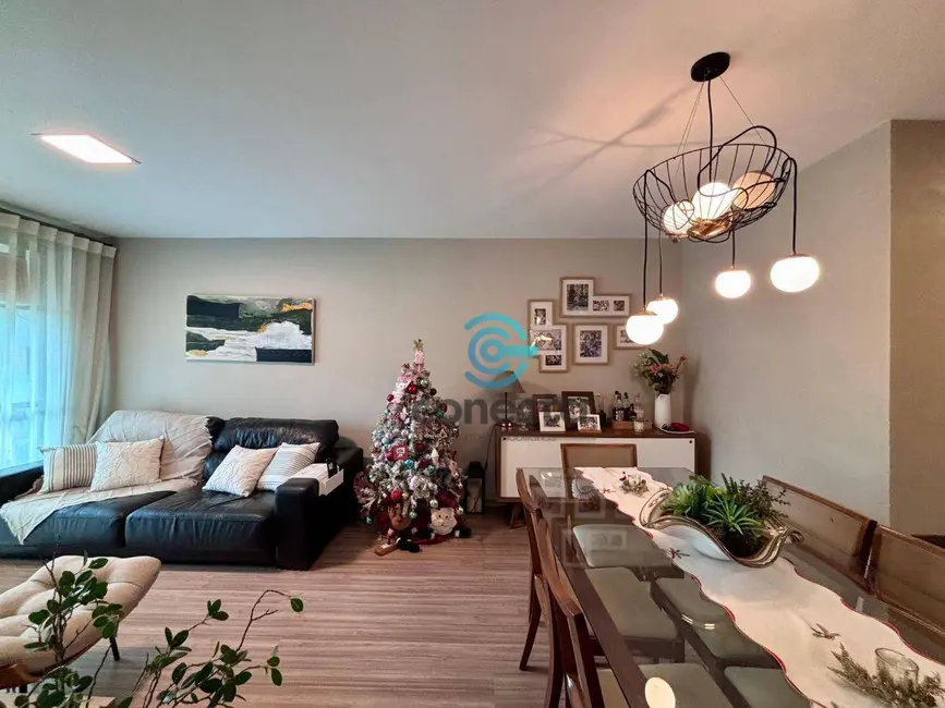 Apartamento com 3 quartos à venda, 117m2 em Icaraí, Niteroi - RJ - imagem 3 Foto 3 de Apartamento com 3 quartos à venda, 117m2 em Icaraí, Niteroi - RJ