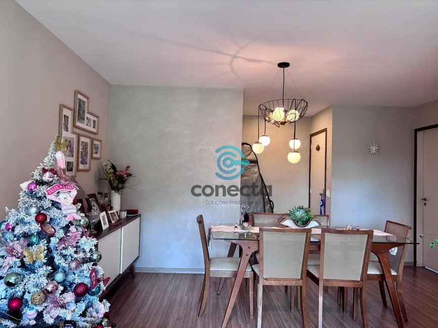 Apartamento com 3 quartos à venda, 117m2 em Icaraí, Niteroi - RJ - imagem 5 Foto 5 de Apartamento com 3 quartos à venda, 117m2 em Icaraí, Niteroi - RJ