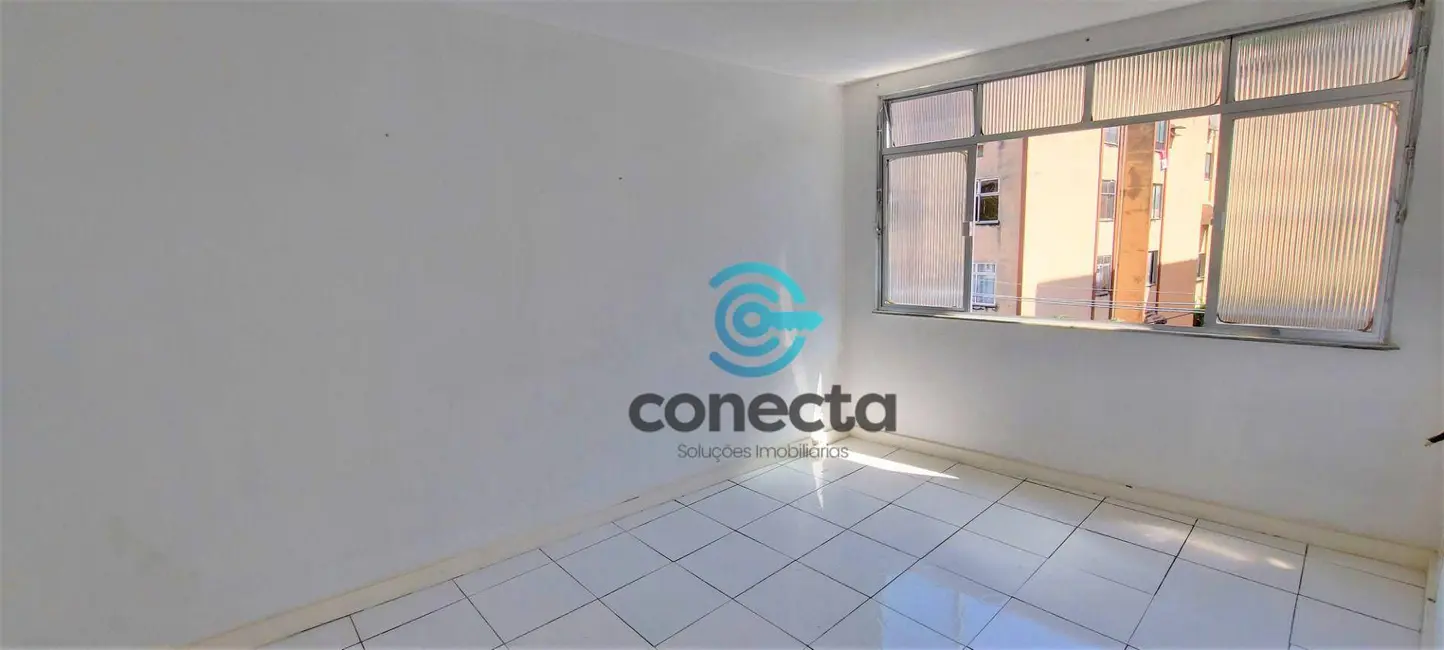 Foto 2 de Apartamento com 2 quartos para alugar, 60m2 em Santa Rosa, Niteroi - RJ