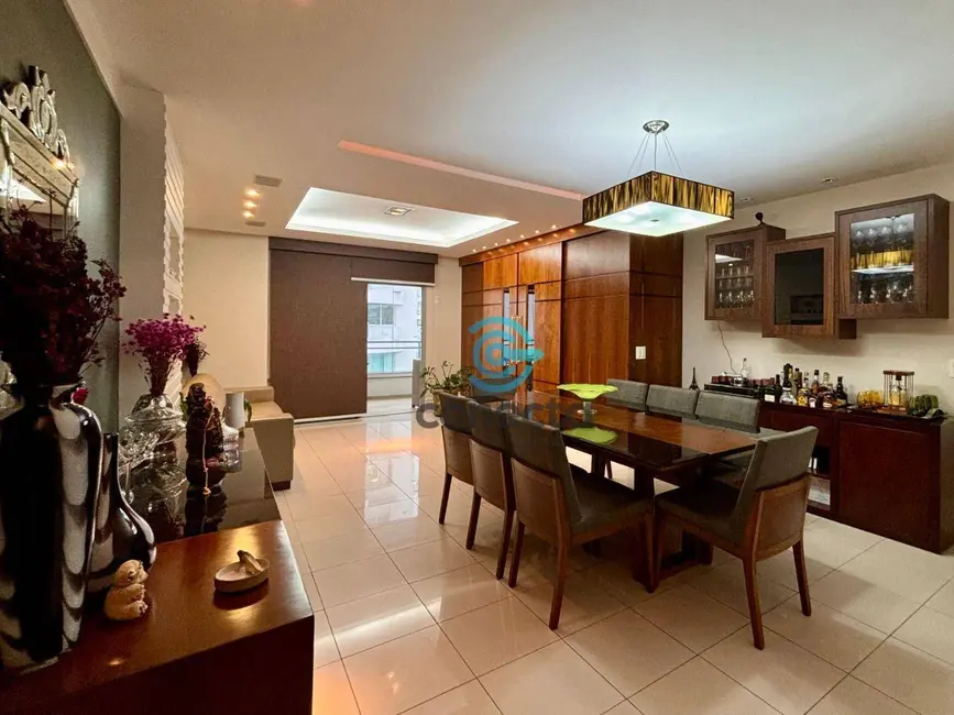 Foto 3 de Apartamento com 3 quartos à venda, 165m2 em Icaraí, Niteroi - RJ