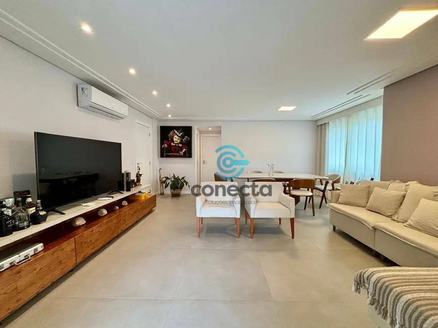 Foto 8 de Apartamento com 3 quartos à venda, 170m2 em Niteroi - RJ