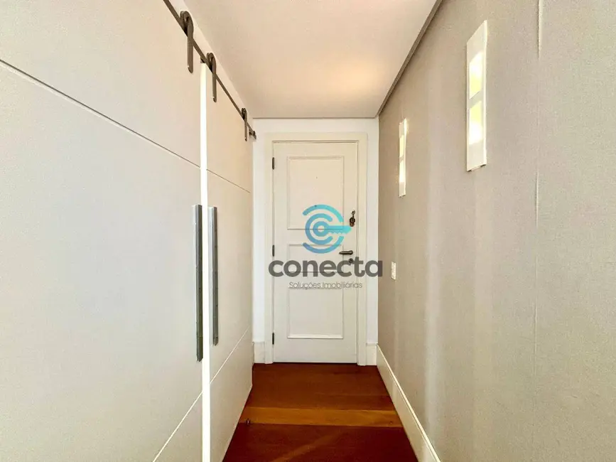 Foto 6 de Apartamento com 4 quartos à venda, 153m2 em Icaraí, Niteroi - RJ