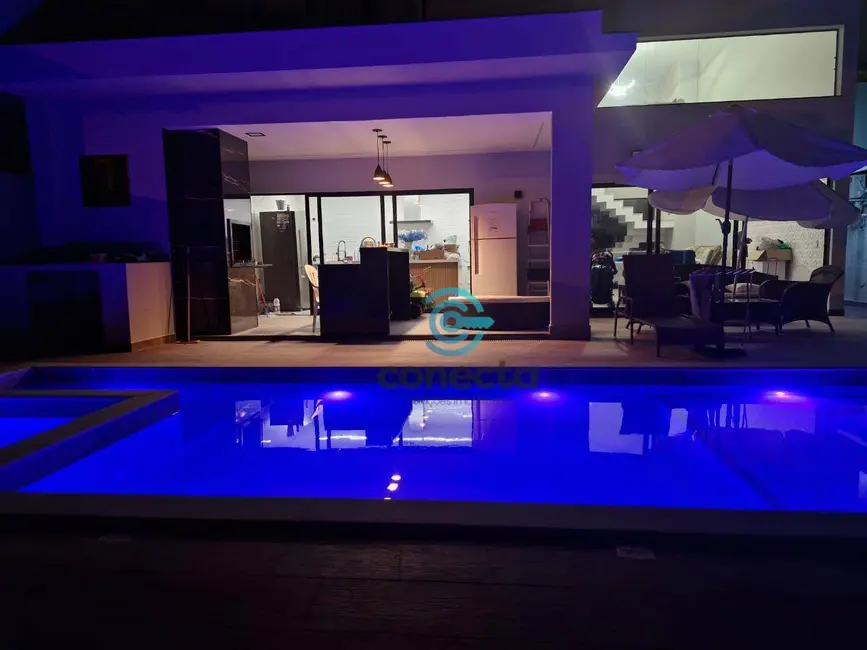 Foto 4 de Casa de Condomínio com 3 quartos à venda, 384m2 em Santo Antônio, Niteroi - RJ