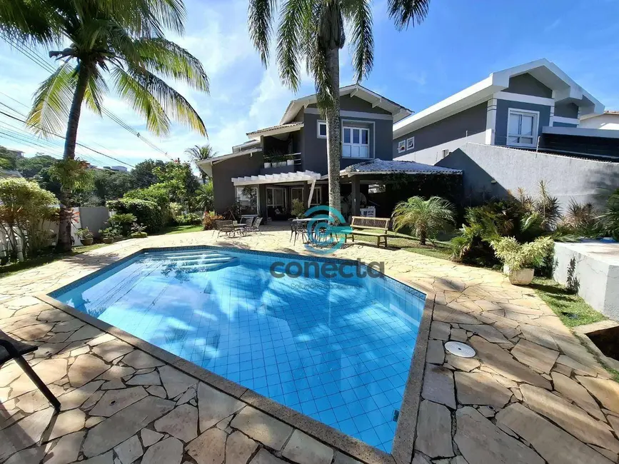 Casa com 3 quartos para alugar, 600m2 em Camboinhas, Niteroi - RJ - imagem 1 Foto 1 de Casa com 3 quartos para alugar, 600m2 em Camboinhas, Niteroi - RJ